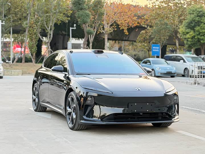 Фото 3 - Nio ET5T