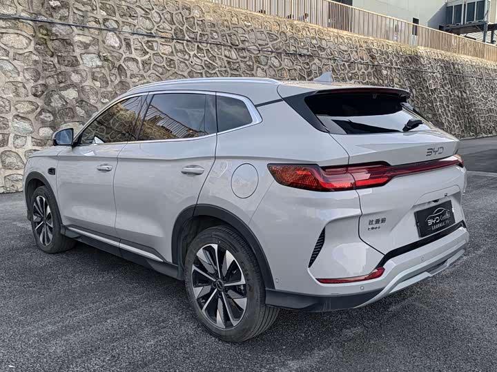 Фото 13 - BYD Song Plus Hybrid/EV