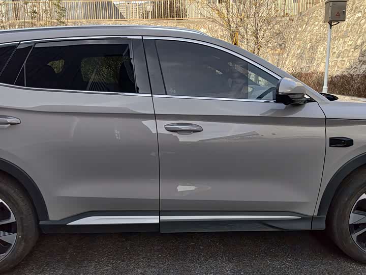 Фото 25 - BYD Song Plus Hybrid/EV