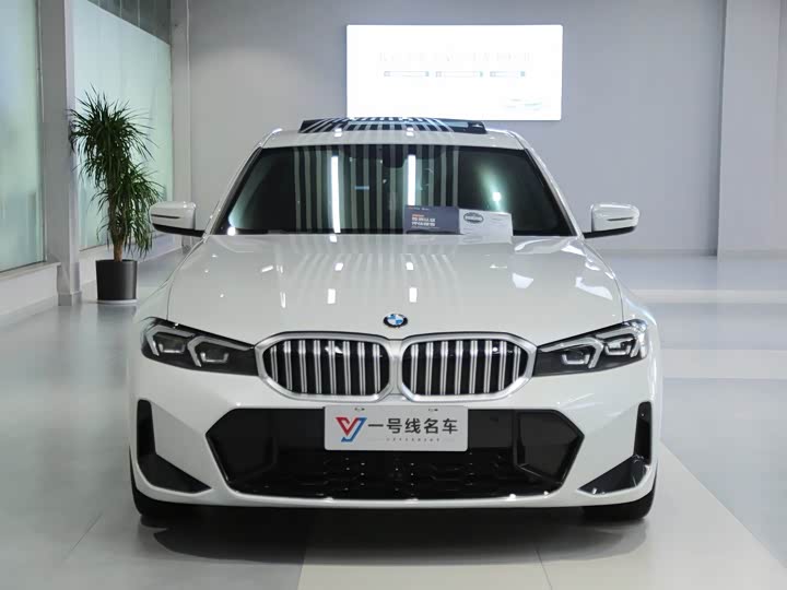 Фото 2 - BMW 3 Series