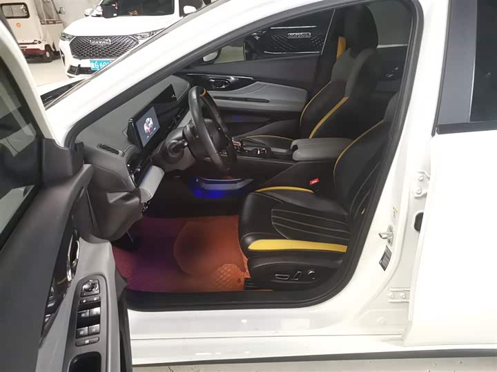 Фото 15 - GAC Trumpchi Empow R