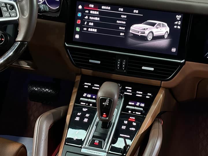 Фото 16 - Porsche Cayenne Hybrid