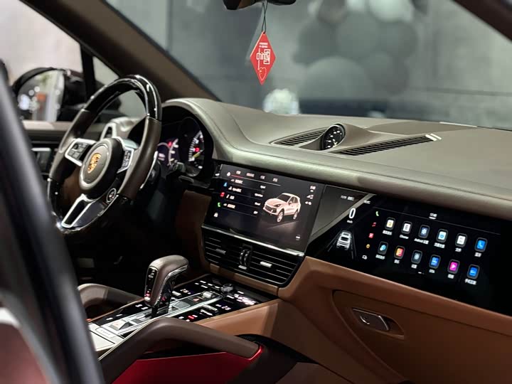 Фото 17 - Porsche Cayenne Hybrid