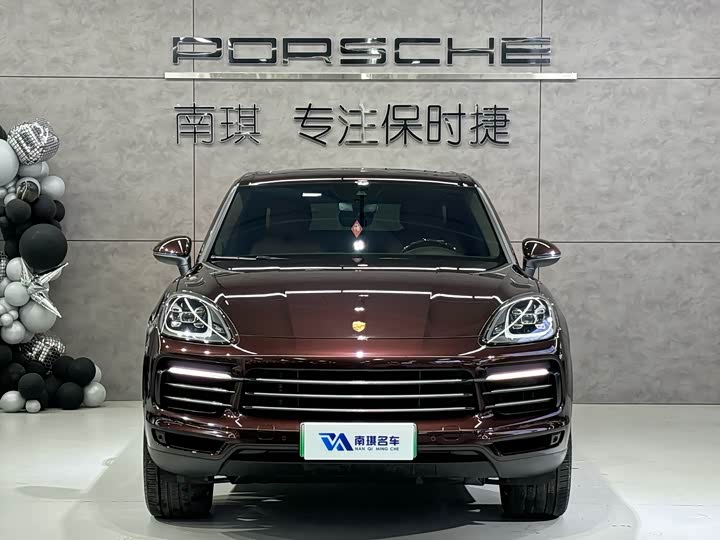 Фото 2 - Porsche Cayenne Hybrid