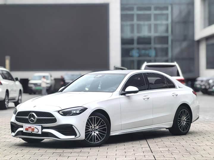 Фото 1 - Mercedes-Benz C-Class