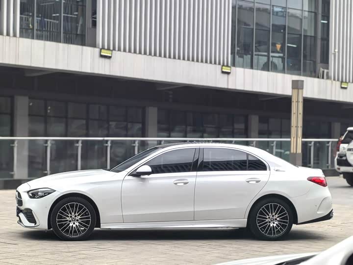 Фото 3 - Mercedes-Benz C-Class