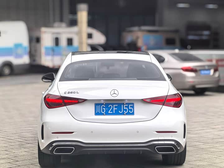 Фото 9 - Mercedes-Benz C-Class