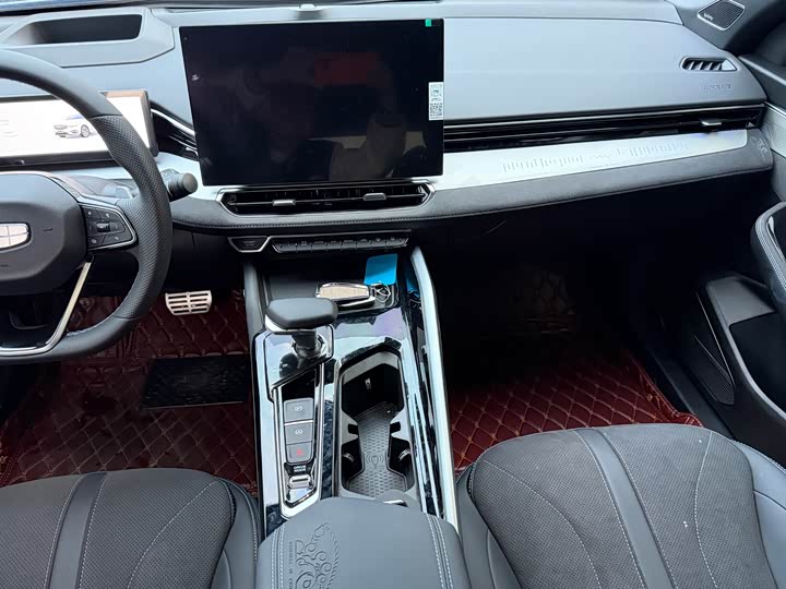 Photo 10 - Geely Preface