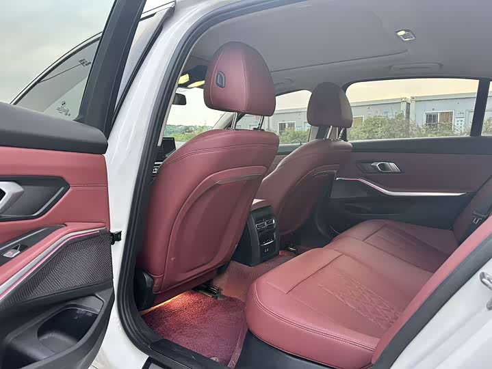 Фото 10 - BMW i3