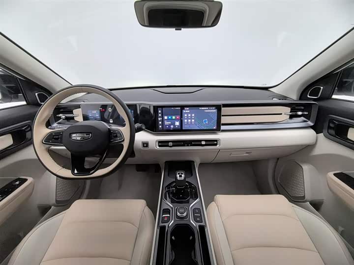 Фото 5 - Geely Icon