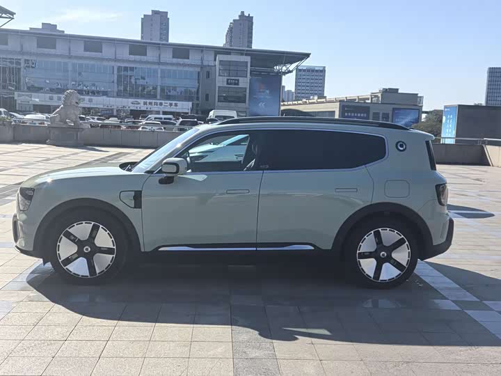 Фото 7 - Smart #5