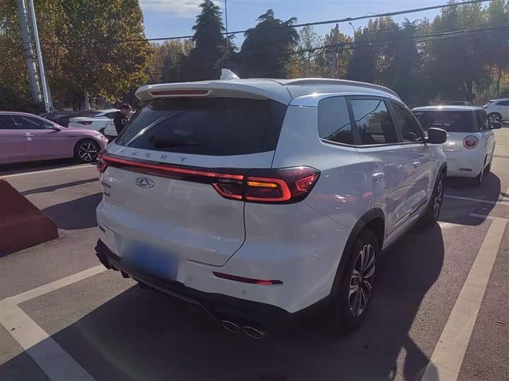 Фото 7 - Chery Tiggo 8