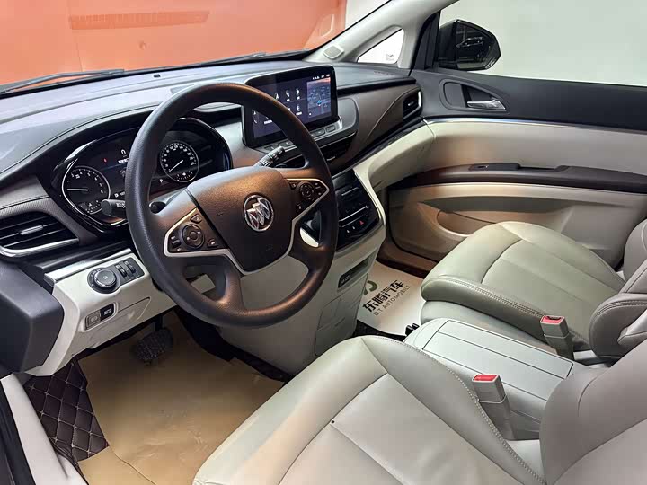 Фото 11 - Buick GL8 ES