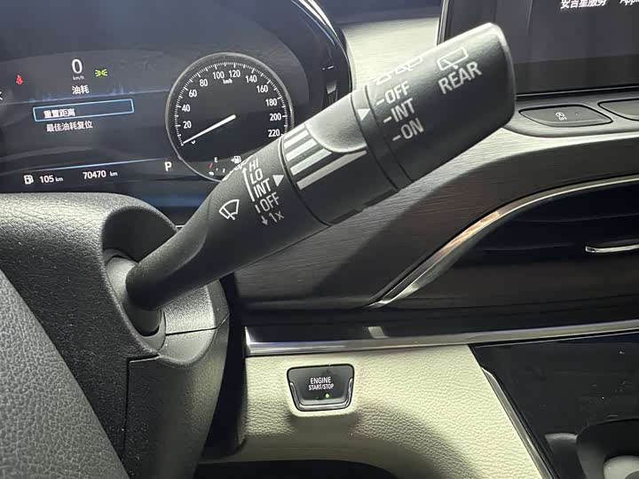 Фото 24 - Buick GL8 ES