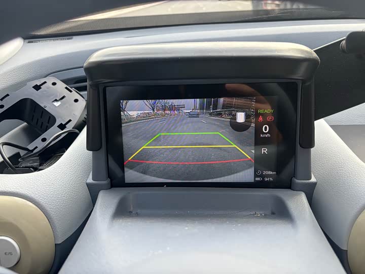 Фото 12 - Bestune Pony