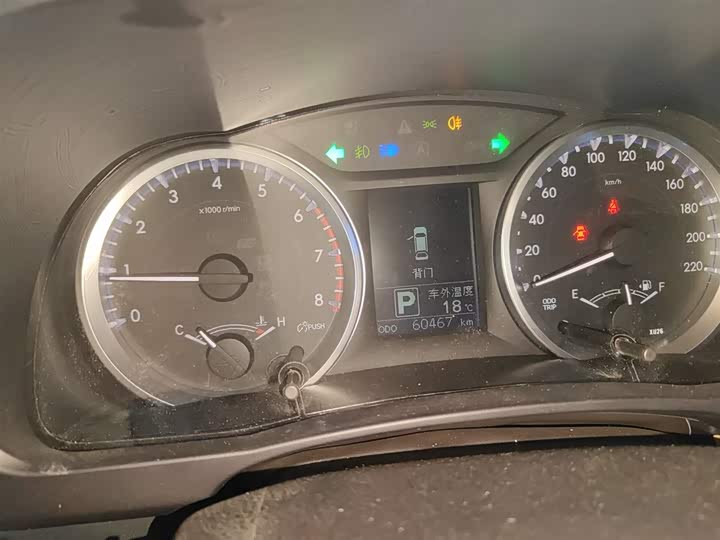 Фото 12 - Toyota Highlander