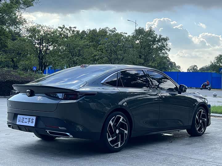 Фото 10 - Changan Yida