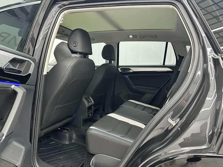 Фото 5 - Volkswagen Tayron GTE Hybrid