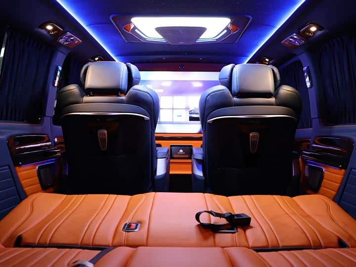 Фото 8 - Mercedes-Benz Vito