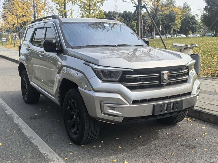 Фото 3 - Tank 400 Hybrid