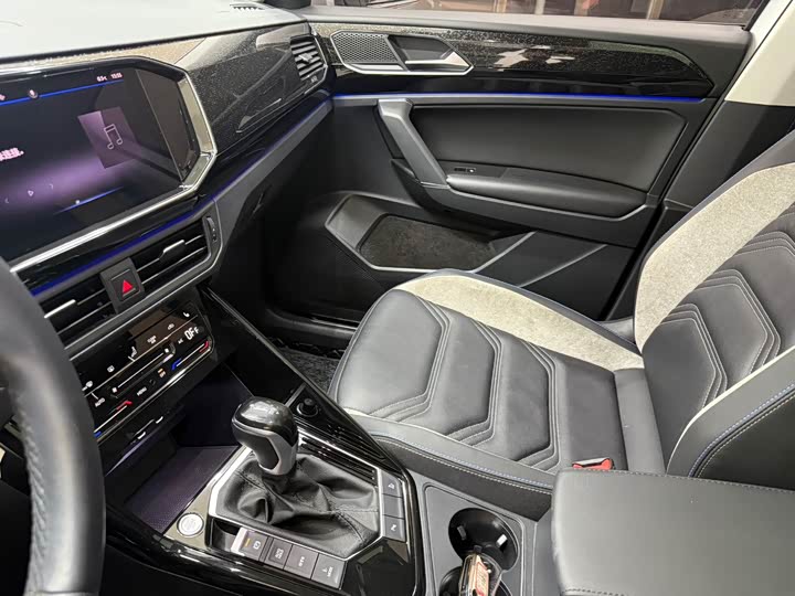 Фото 13 - Volkswagen Tayron GTE Hybrid