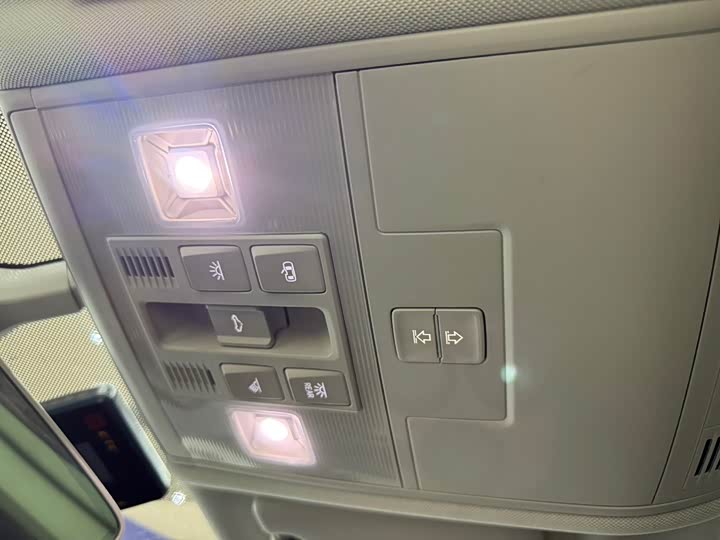 Фото 14 - Volkswagen Tayron GTE Hybrid