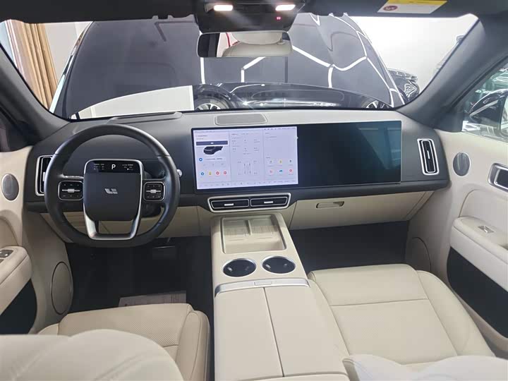 Фото 12 - LiXiang L7