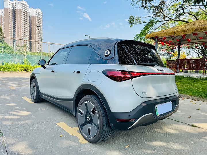 Фото 21 - Smart #1