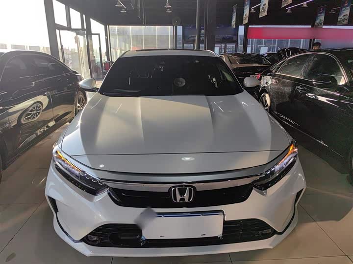 Фото 3 - Honda Inspire