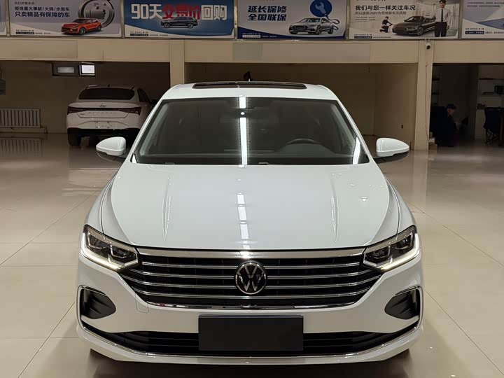 Фото 2 - Volkswagen Lavida