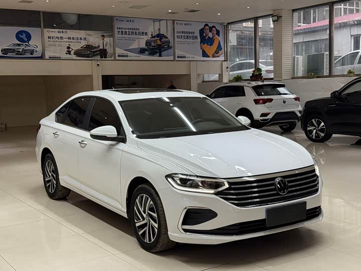 Фото 3 - Volkswagen Lavida