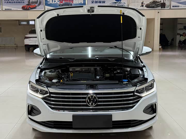 Фото 7 - Volkswagen Lavida