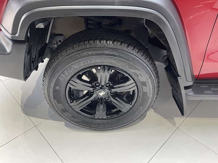 Фото 12 - Tank 300