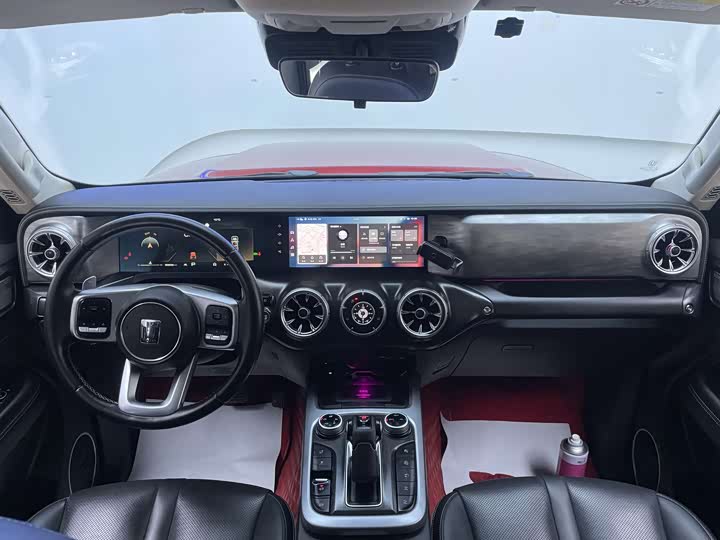 Фото 8 - Tank 300