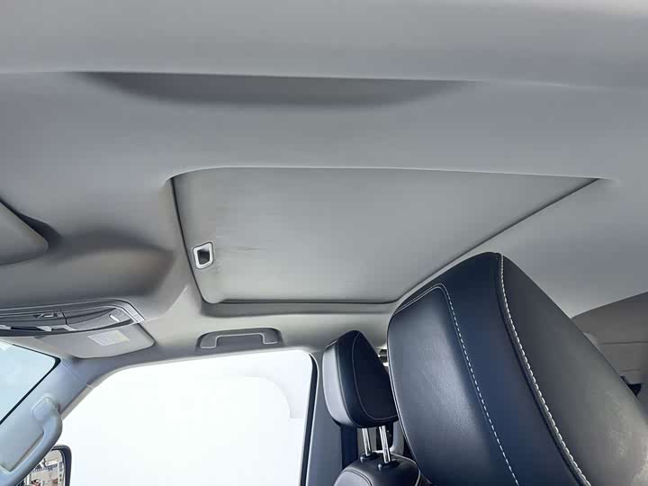 Фото 9 - Tank 300