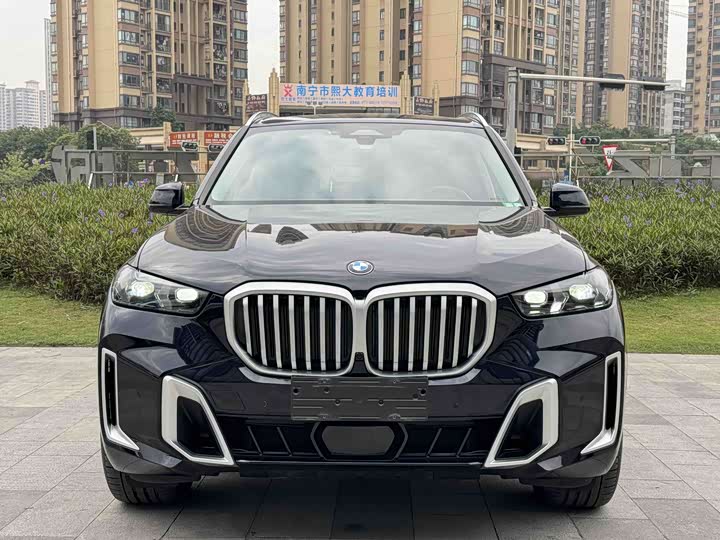 Фото 2 - BMW X5