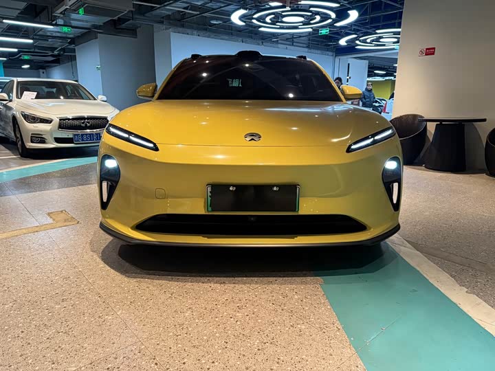 Фото 2 - Nio ET5