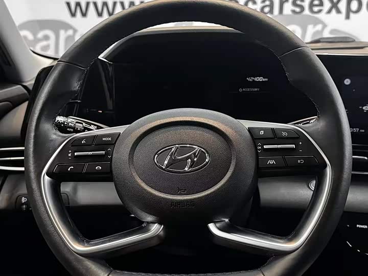 Фото 9 - Hyundai Elantra N line