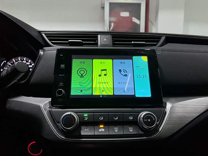 Фото 15 - Honda Envix