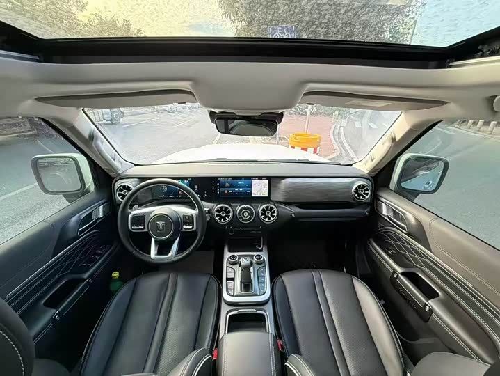 Фото 7 - Tank 300