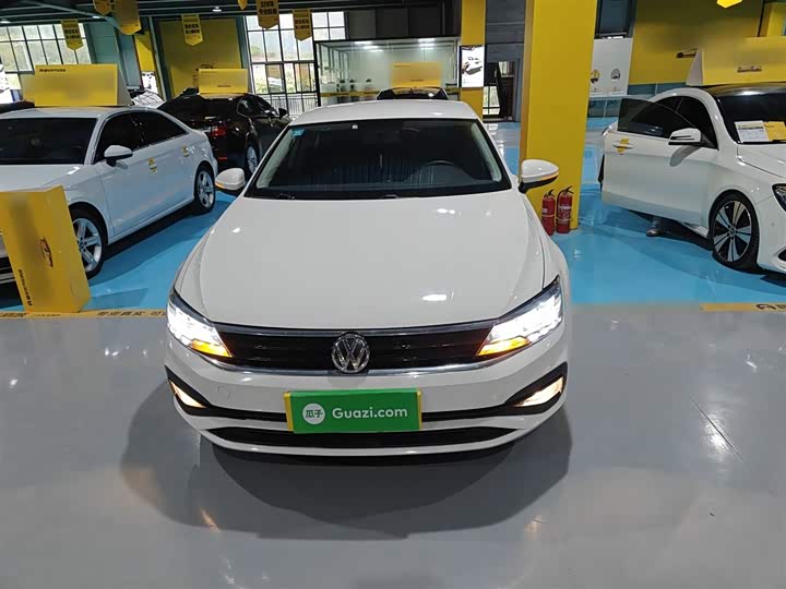 Фото 3 - Volkswagen Lamando L