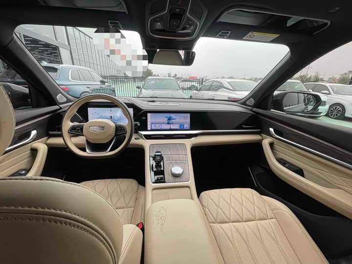 Фото 5 - Geely Monjaro