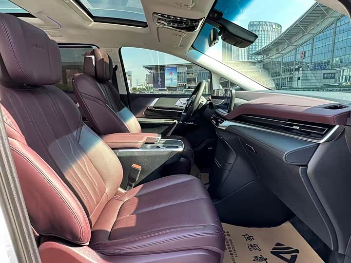 Фото 6 - Buick GL8 Century