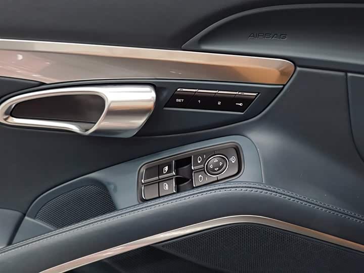 Фото 21 - Porsche 718