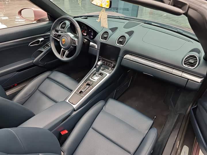 Фото 25 - Porsche 718