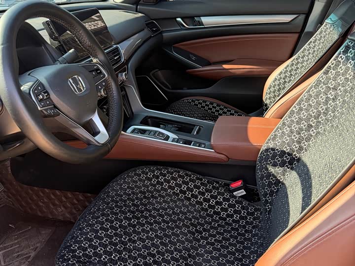 Фото 11 - Honda Inspire