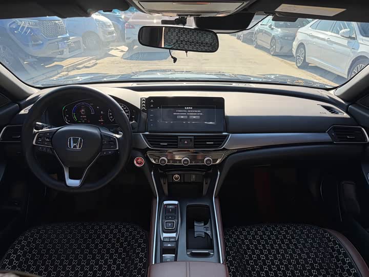 Фото 9 - Honda Inspire