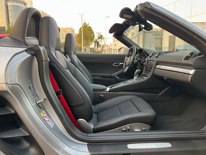 Фото 15 - Porsche 718