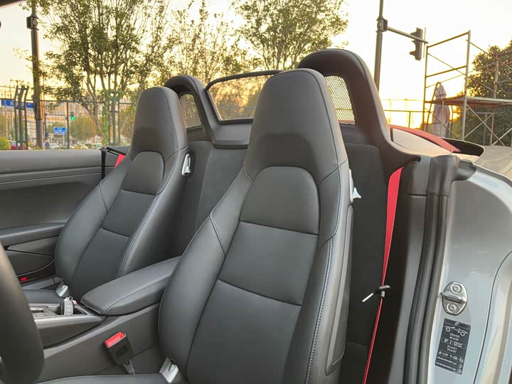 Фото 27 - Porsche 718