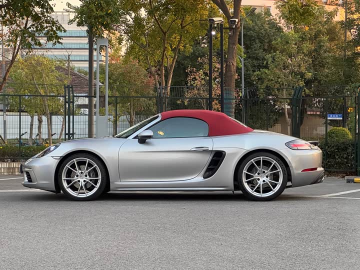 Фото 9 - Porsche 718